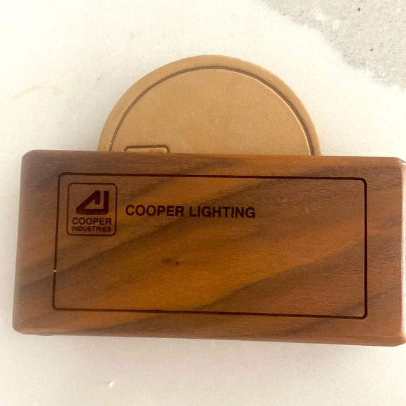 Cooper Lighting Teak Wood Coster Holder Stand w/ 4 Leather Coasters M C M - Picture 2 of 4